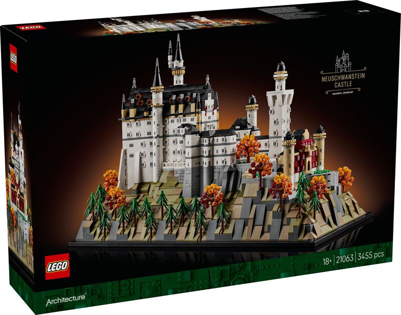 LEGO Architecture Neuschwanstein Castle (21063)